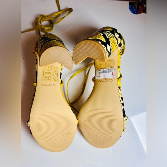 NEW ALDO NYMERIA Ladies Strappy Block Heel Sandal in Yellow Snake Print Sz 6 - Picture 11 of 13